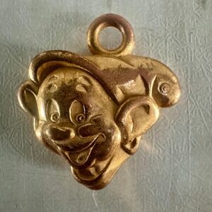 Vintage Happy Character Face Charm Pendant Gold Tone Snow White & Seven Dwarfs